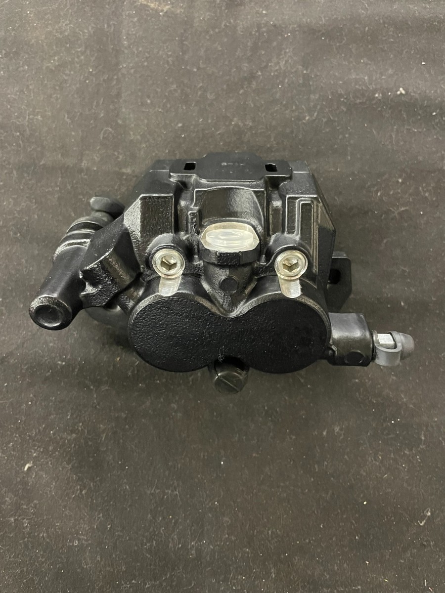 Epifani T115UL 【USED】 TRIUMPH BONNEVILLE T100 900 EFI OEM REAR BRAKE CALIPER BRAND NEW