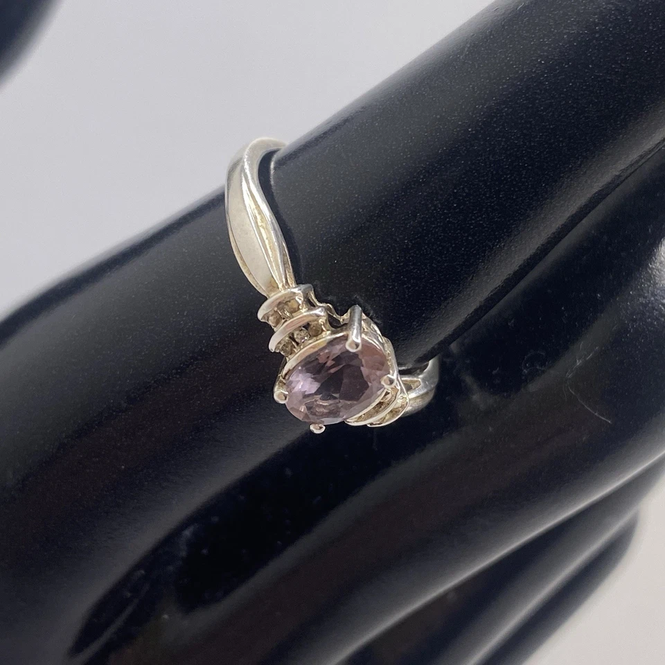 Conjunto de puntas creadas en laboratorio talla 7 anillo de ley 925 con astillas de diamantes y alejandrita Foto 2 de 4