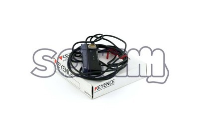 KEYENCE FS-V12P FIBER OPTIC AMPLIFIER New