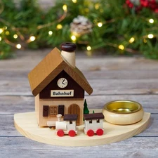 Smoker- Smoke House Train Station