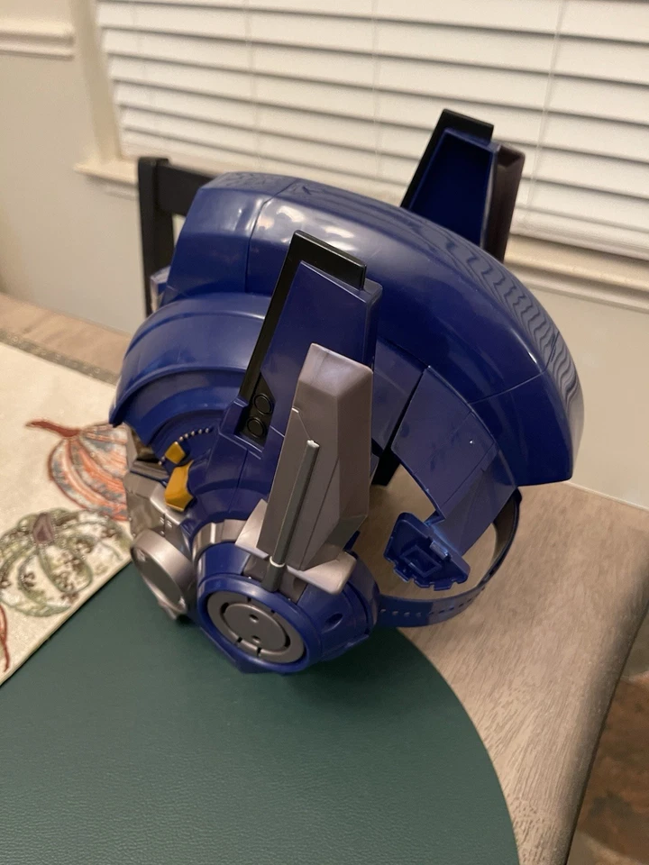 Hasbro Transformer Optimus Prime 2006 máscara parlante y cambiante de voz casco funciona Foto 3 de 4