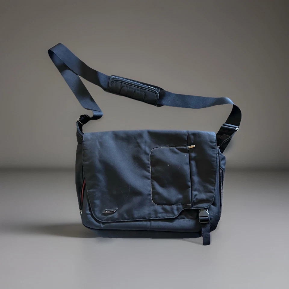 Briggs & Riley Travel ware Verb Grow Expandable Messenger Laptop Black Bag - Image 2 of 4