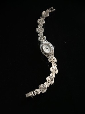 Art Déco Silberuhr 925 Sterling Markasit Zirkonia Fisch-Motiv Vintage 18,5 cm