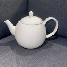 Sweese Teapots for Tea, Porcelain Tea pot / NEW in box! No infuser