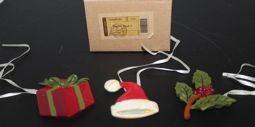 FREE SHIP 3 pc Longaberger Basket Tie On -  Santa Hat, Holly Berry, Gift Present