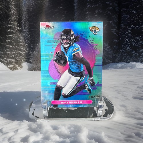 Brian Thomas Jr. Topps Finest Uncommon Blue /250 Jaguars Serial Number #/250