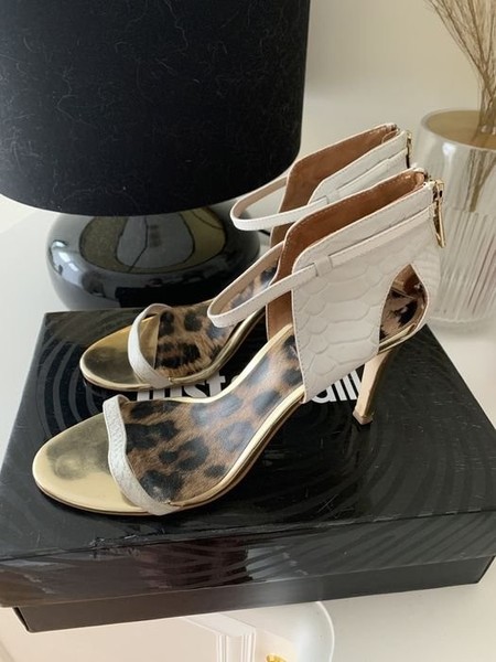 Women Roberto Cavalli Heels 38