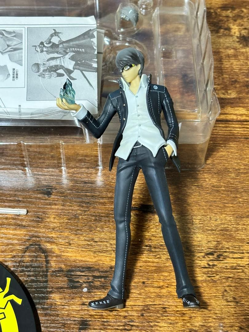 FiguartsZERO Yu Narukami Persona 4 Figure Bandai Tamashii Limited