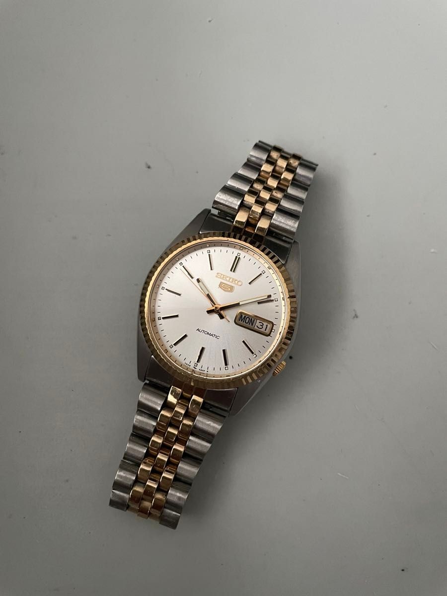 SEIKO 5 Vintage Automatic Men's Watch with Stainless Steel Band  