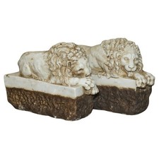 BELLA COPPIA DI ANTICHI LEONI ITALIANI IN ALABASTRO DEL XIX SECOLO DOPO ANTONIO CANOVA