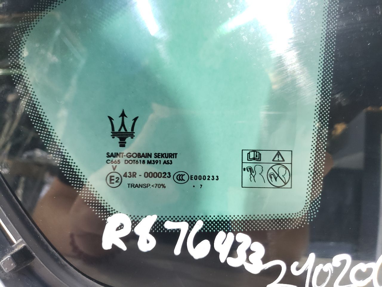 2017 18 19 20 21 22 23 2024 Maserati Levante OEM Right Rear Quarter Glass