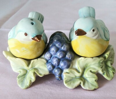 TAKAHASHI JAPAN Blue Birds on leaves Salt & Pepper Set Vintage
