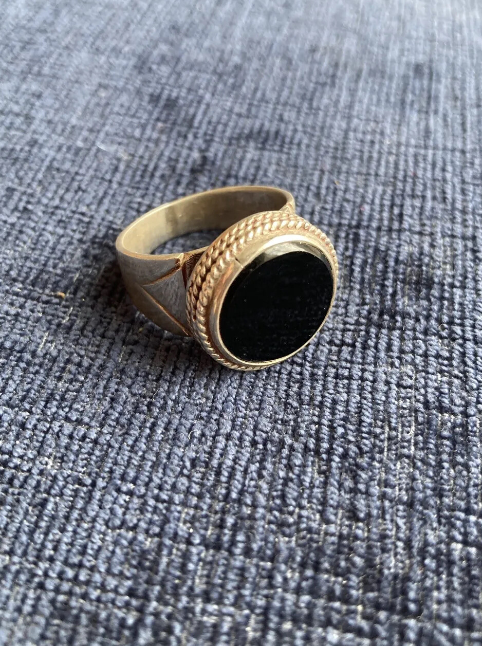 vintage sterling silver round onyx ring