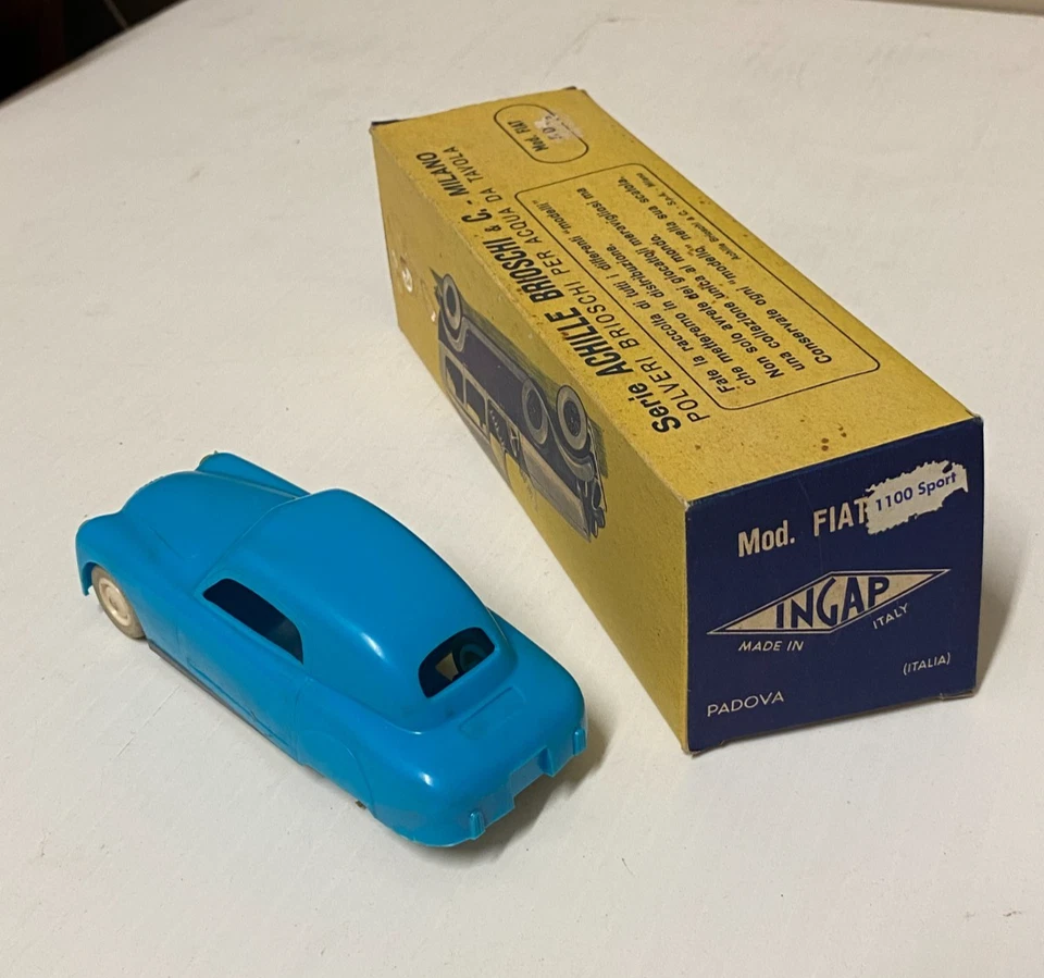 FIAT 1100 Sport INGAP Serie Brioschi blu 1:25 circa nuova con scatola. - Immagine 2 di 4