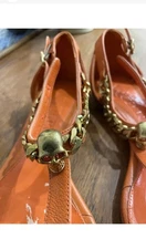 $675 Alexander McQueen Orange Skull Embellished Leather Sandals Flats 37 US 7