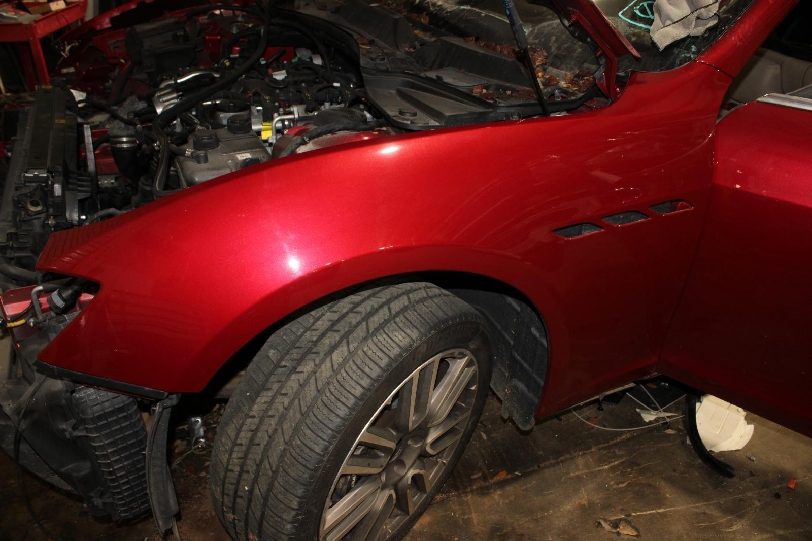 Maserati Ghibli 2014-2020 Front Left Fender Red