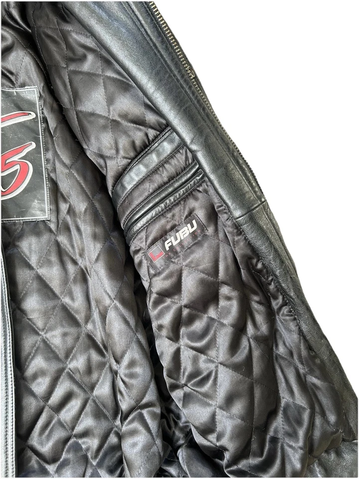 Chaqueta de carreras de cuero FUBU vintage de los 90 | Ropa de calle holgada Y2K | Talla 2XL  Foto 2 de 4