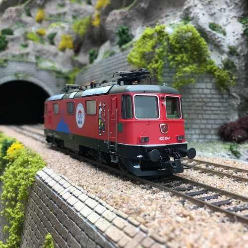 Locomotive série 420294-1 Cirque Knie SBB Ep VI digital son 3R-HO 1/87-ROCO 7940 | Condition: Neuf