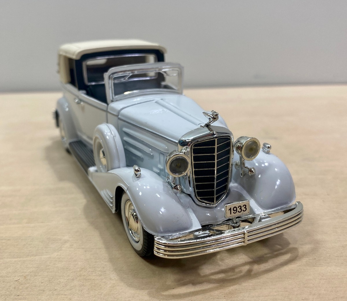 Cadillac Town Car 1933 ミニカー 未使用保管品 当時物 $_57.PNG?set_id=880000500F