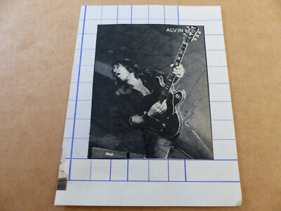 TEN YEARS AFTER Alvin Lee signed Autogramm signiert auf 5,5x7 cm Zeitungsfoto