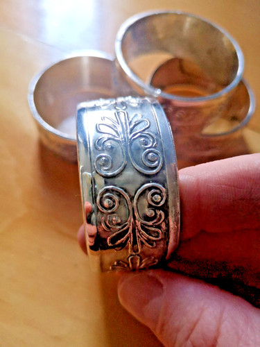 Set Of 4 Vintage Edwardian Silver Plated Napkin Rings With Intricate Scrolling