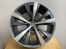 1 x AUDI Q8 S LINE 4M 21