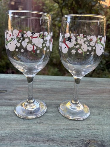 Set Of 2 Vintage Libbey Christmas Snowman Wine Glasses 12 oz Happy Holidays!