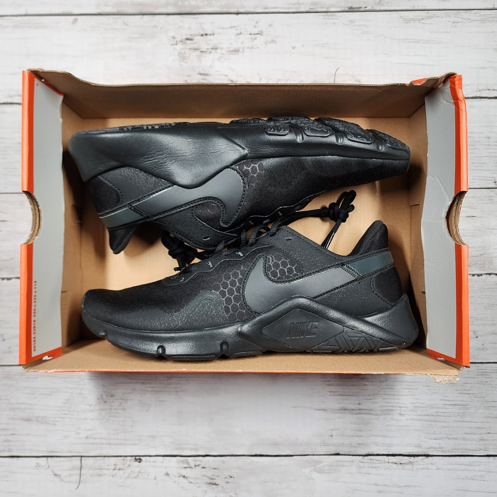 Nike Legend Essential 2 Black Off Noir W - Size 11 Running Shoes