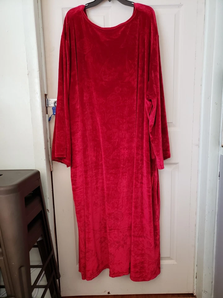 Bata larga de terciopelo rojo Woman Within 5XL Foto 2 de 4