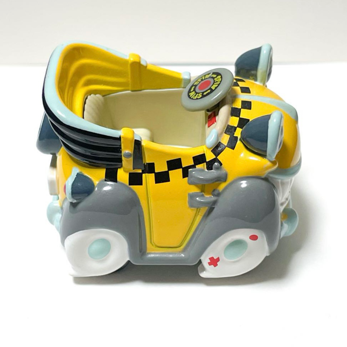 Disneyland ToonTown Roger Rabbit's Car Toon Spin Toy Car Benny the