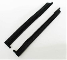 New 1983-1993 Mustang Convertible Quarter Window Front Edge Seals - Pair