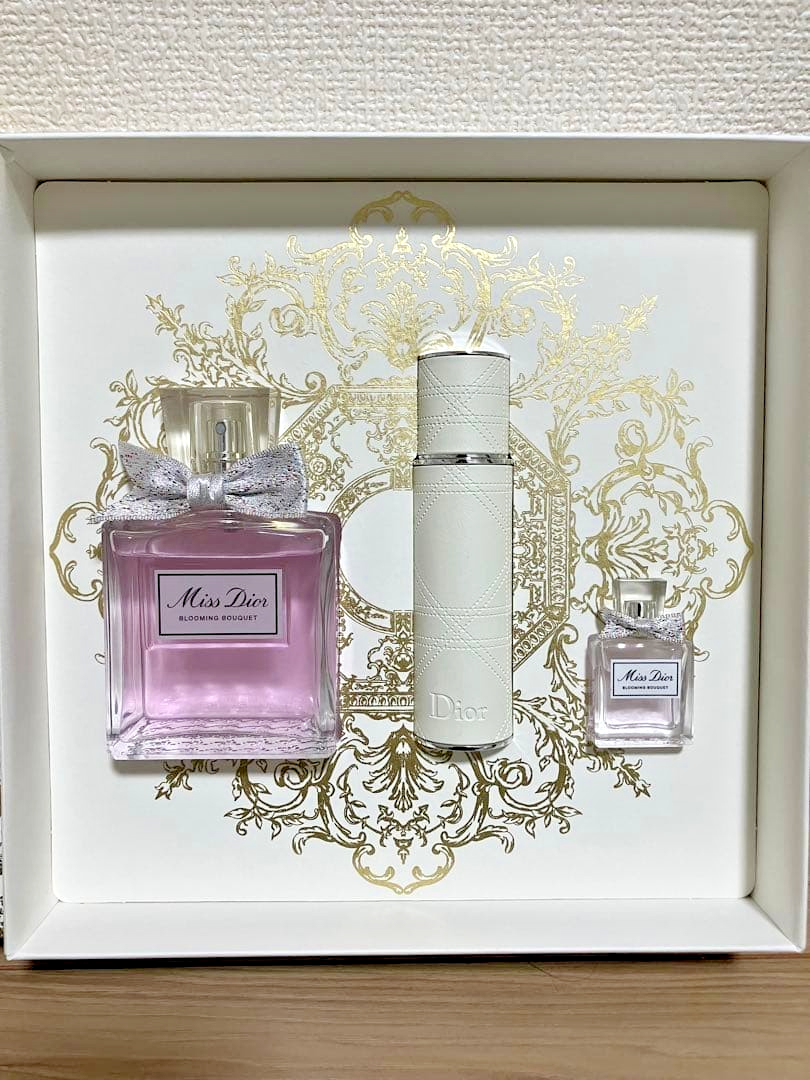 CHRISTIAN DIOR Miss Dior Blooming Bouquet Holiday Gift Set 2025