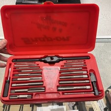 Snap On TD-2425 Tap & Die Set   238706