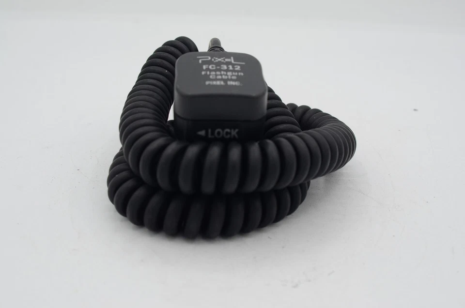 Pixel FC-312 off camera flash cord for Nikon DSLR and Flashgun - Image 2 of 3