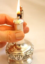 Vintage Silver Plate Ronson  "DECANTER  " Table Lighter Working Condition 