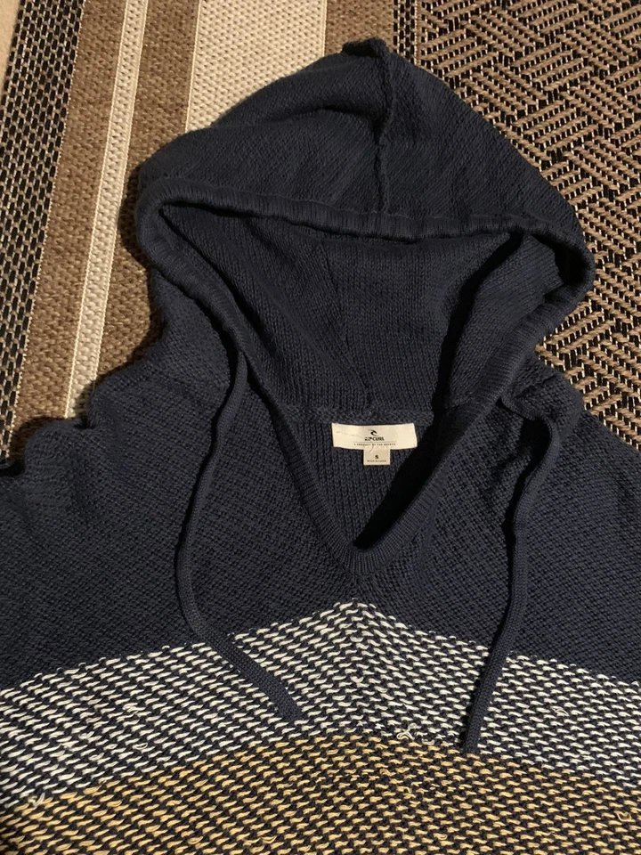 Ripcurl Pullover Poncho Suéter Para Mujer Con Capucha Nuevo S Rayas Azul Marino Foto 3 de 4