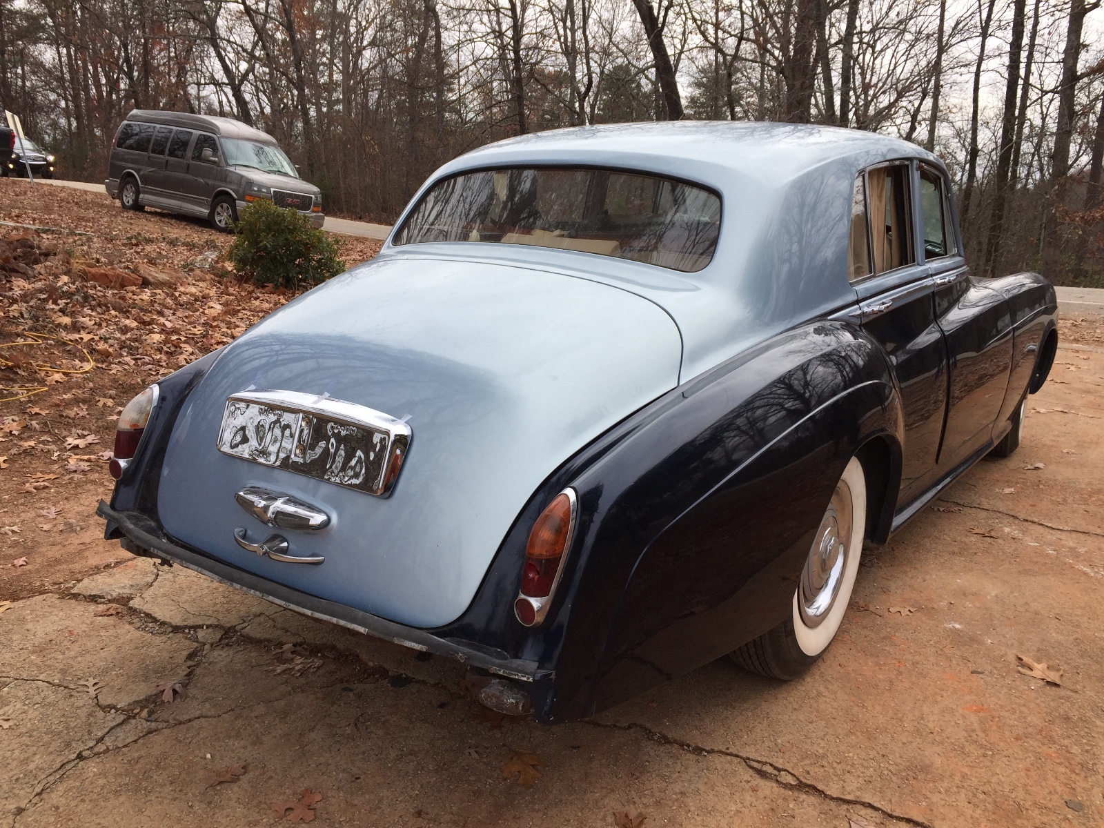 PWL MOTOR ROLLS ROYCE PHANTOM CLOUD BENTLEY. LARGEST 1946-65 INVENTORY ON EARTH
