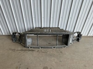 F250 F350 SUPER DUTY EXCURSION FRONT GRILL REINFORCEMENT SUPPORT PANEL 99-04