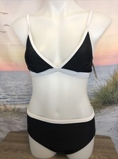 NWT Cupshe Woman  s Two Piece Bikini Size Medium Black White