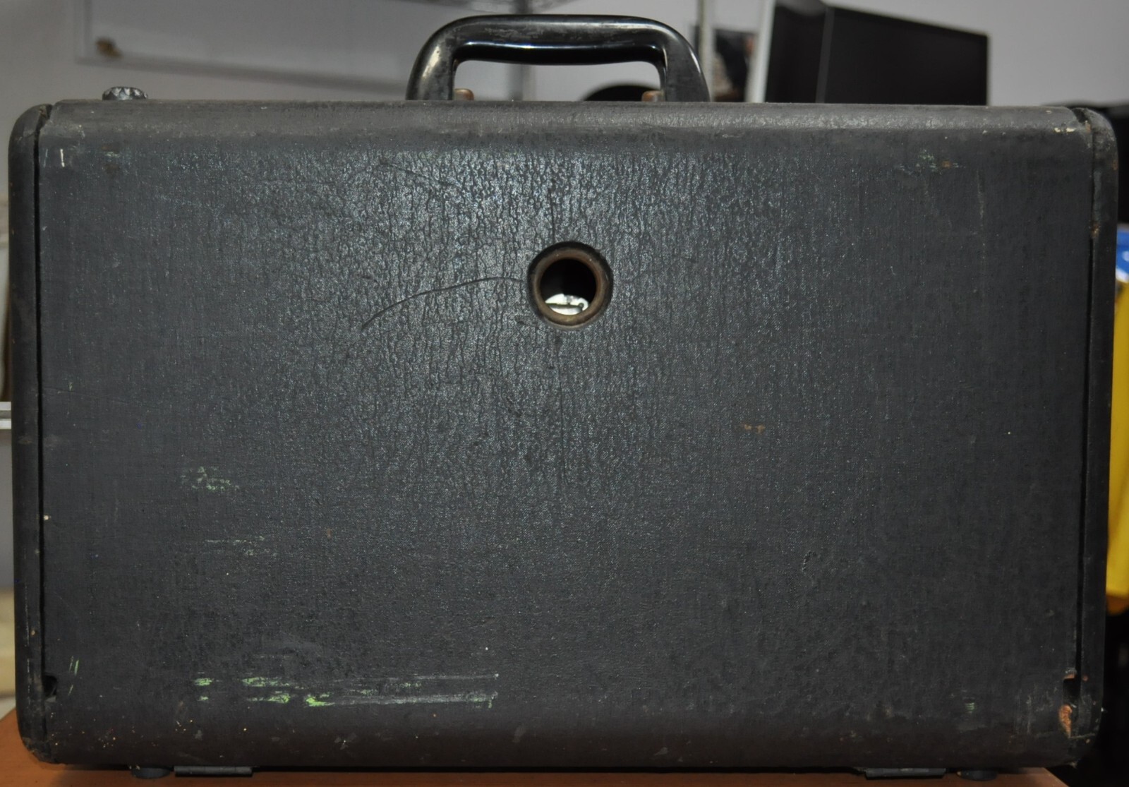 Picture 3 of 4