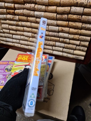 6 sealed Postman Pat DVD CD bundles. Some wear on the seal - Picture 11 of 19