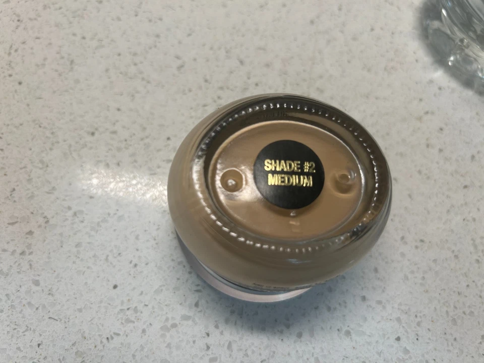 Signature Club A Over 40 Only Vitamin C & Silicone Line Fill Eye & Cheek Color - Image 3 of 4