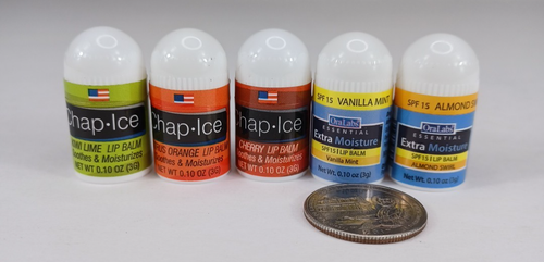 EIGHT Chap Ice Mini Lip Balms .10 oz. SPF 15 - 第 1/6 張圖片