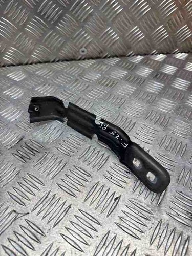 BMW X3 F25 Kotflügelhalter vorne rechts 2.00 Diesel 135kw 2013 30501969