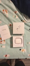 Apple AirPods Pro Wireless Earbuds USB-C Charging Case Built-In Mic White
