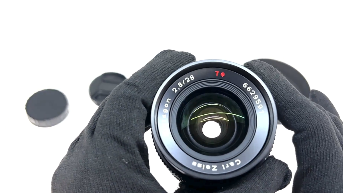 Contax Carl Zeiss Distagon T* 28mm F/2.8 AEJ #629591 MF Lens