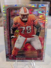 2025 Topps Chrome Pulsar Refractor Tristan Wirfs #287 - BUCCANEERS 