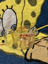 Vintage Pyrex 532 Glass Red Letters J Handle Measuring 4 Cup 1 Qt 32 oz 1000ml