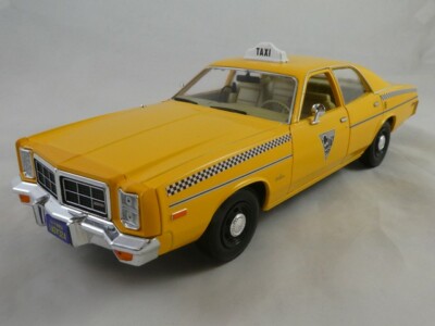 Greenlight 19111 Dodge Monaco 1978 Rocky 3 1/18 for sale online