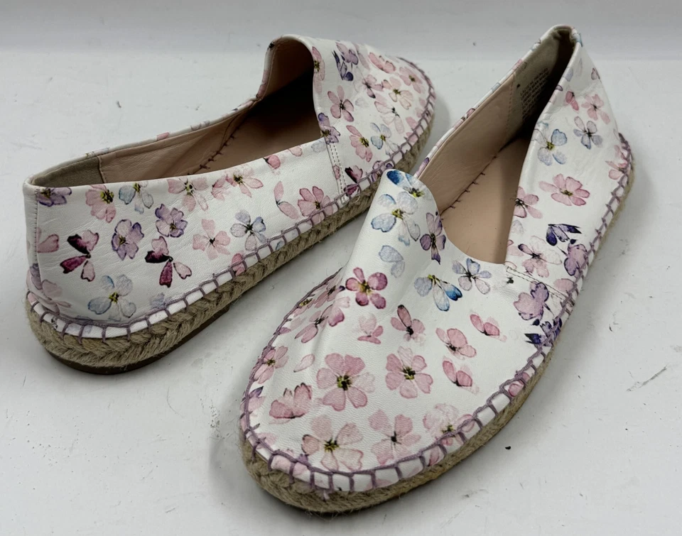 Mocassim plano Nanette Lepore Lacie feminino tamanho 7,5 branco floral alpargatas - Imagem 3 de 4